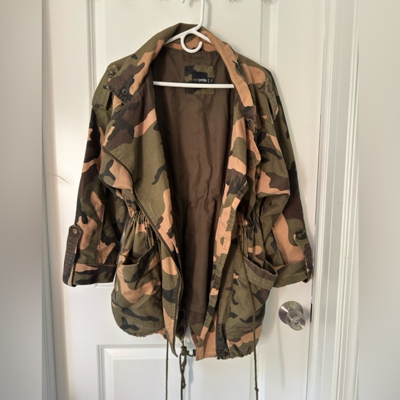 ASOS Camo Jacket - Picture 3 of 6